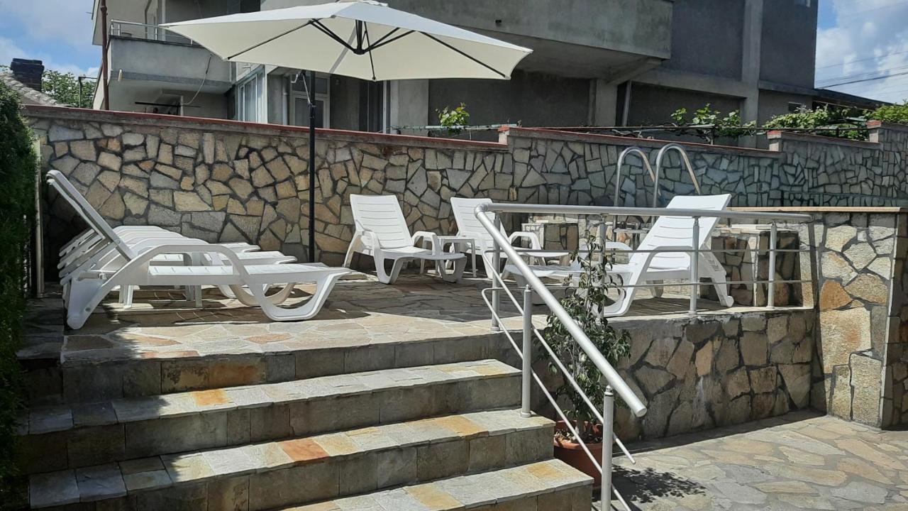 Family Hotel Favourite Obzor Kültér fotó
