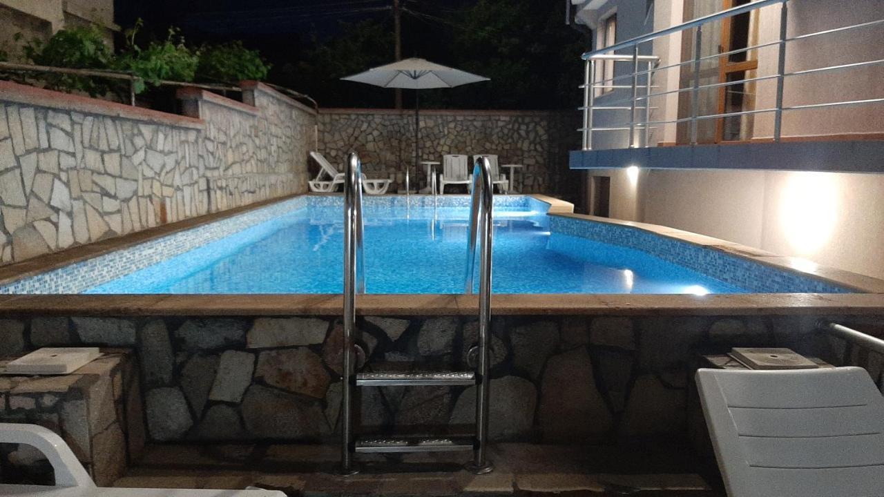 Family Hotel Favourite Obzor Kültér fotó