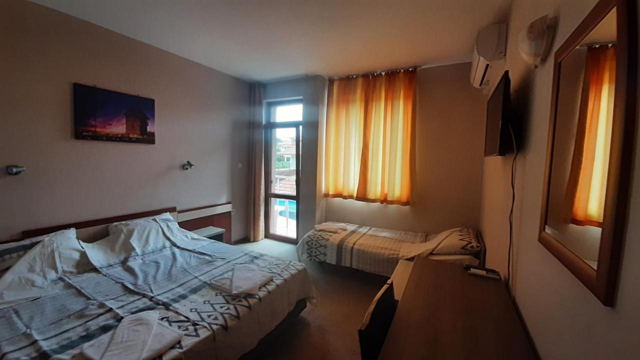 Family Hotel Favourite Obzor Kültér fotó