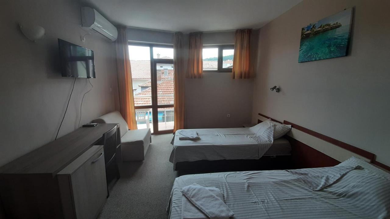 Family Hotel Favourite Obzor Kültér fotó